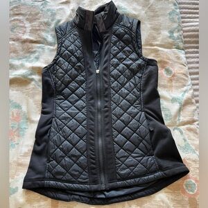 Athleta Quilted Vest Size Small
